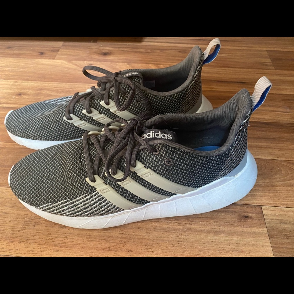 Adidas men’s memory foam running shoes